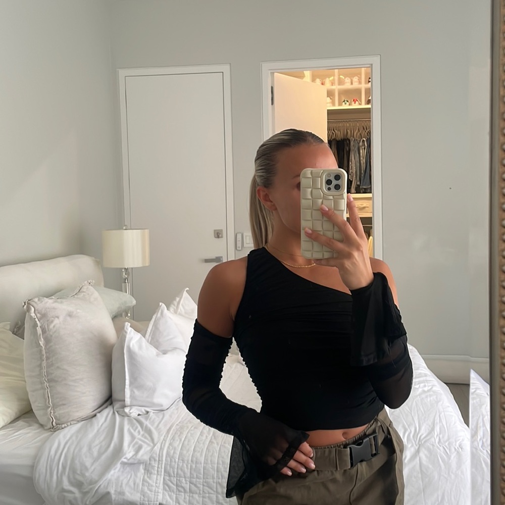Black long sleeve top